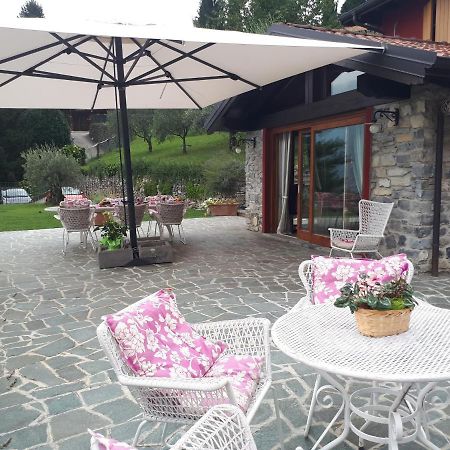 Villa Silvi Piscina Sauna E Hot Tub Perledo Exterior foto
